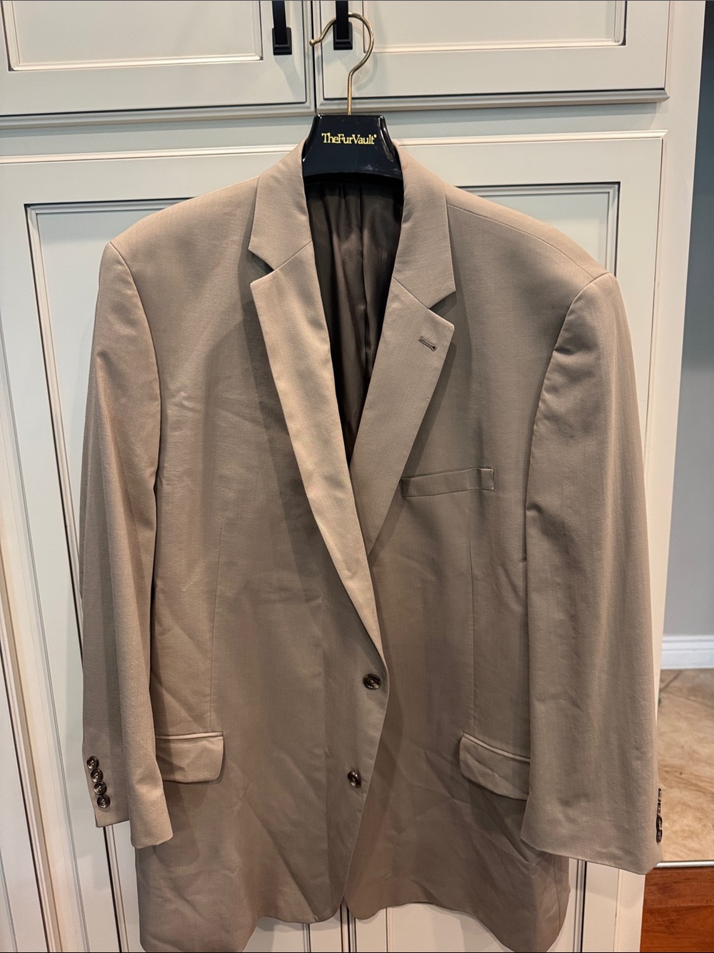 Parisi’s Classic Men's Beige Blazer - Lightweight Tailored Style